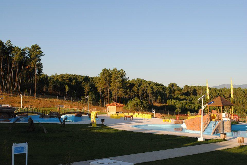 Naturwaterpark - Parque De Diversoes Do Douro Vilela (Vila Real) Exterior photo